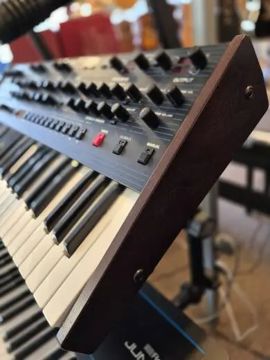 Oberheim - OB-6 Analog Synth 2