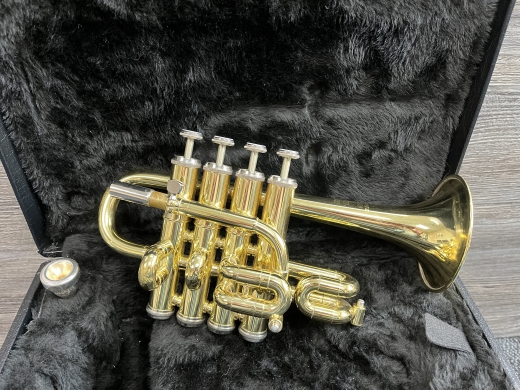 Getzen Eterna Four-Valve Bb/A Piccolo Trumpet 2