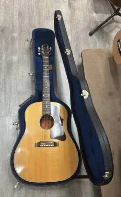 Gibson J-50 2