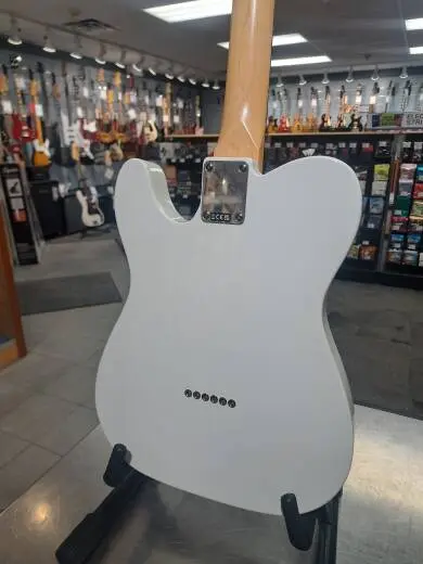 Fender - Tele Standard 2