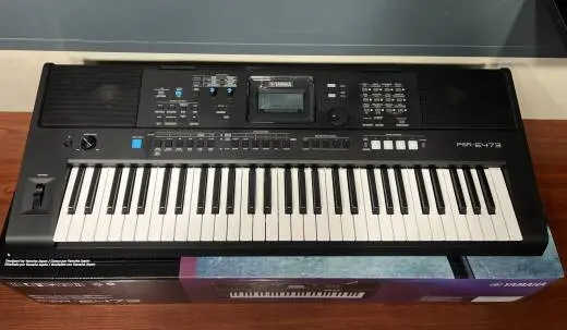 Yamaha - PSRE473