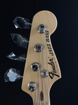 Gear Hunter | Fender - Geddy Lee USA