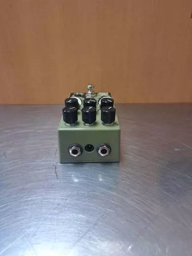 Walrus Audio - AGES 2