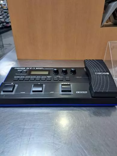 BOSS - GT-1 2