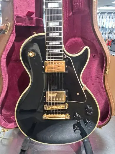 Gibson - 2006 Les Paul Custom Ebony 2