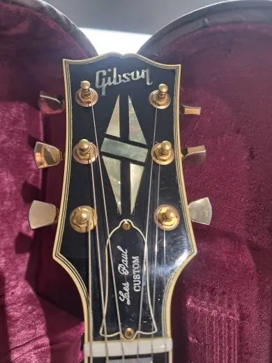 Gibson - 2006 Les Paul Custom Ebony 2