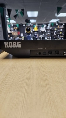 Korg - OPSIX 8