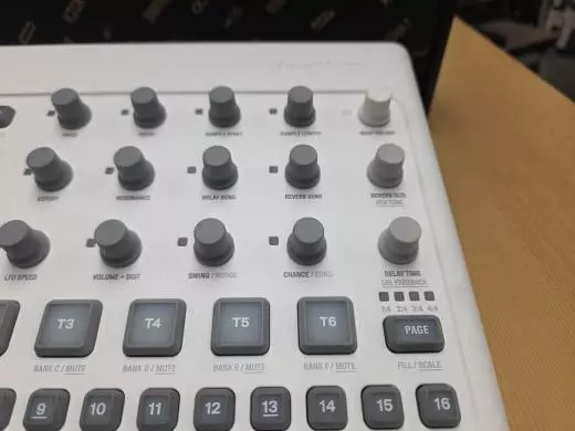 Elektron - MODEL:SAMPLES 2