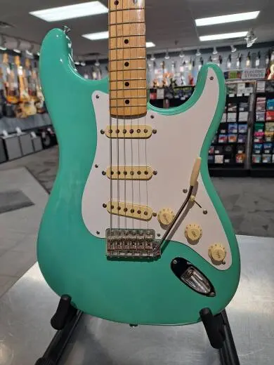 Fender - Vintera 50's Strat Sea Foam Green 2