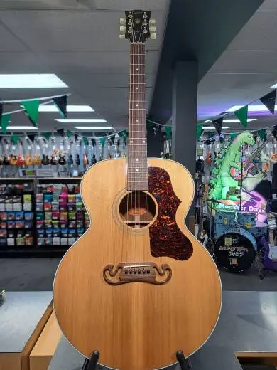 Gibson - J100 Xtra Acoustic Guitar