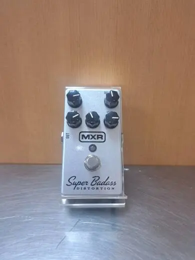 MXR - Super Badass Distortion