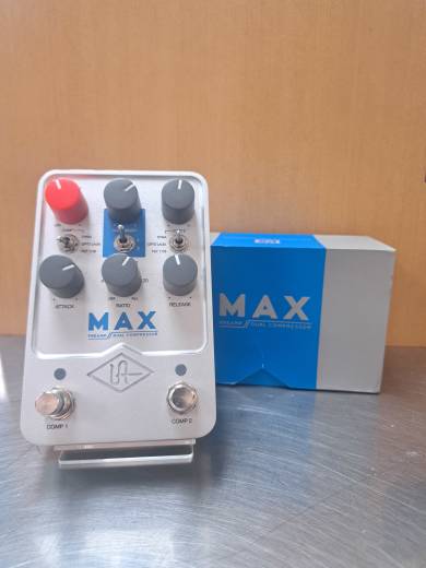 Universal Audio Max Preamp & Dual Compressor | Long & McQuade