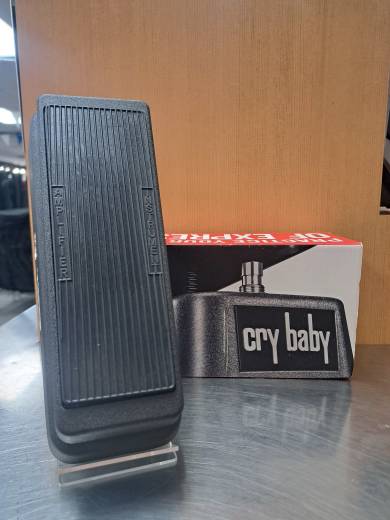 Dunlop Cry Baby Standard Wah Pedal | Long & McQuade