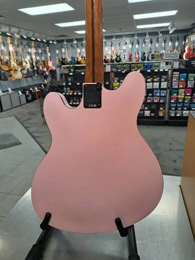 Store Special Product - Fender - Tom Delonge Starcaster