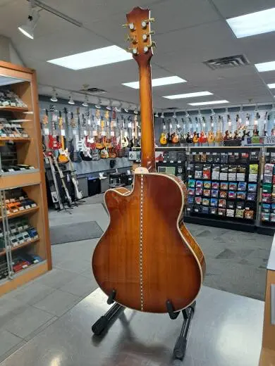 Le Marquis Archtop 2