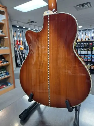 Le Marquis Archtop 2