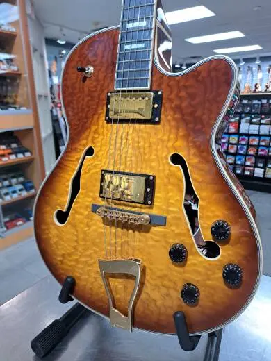 Le Marquis Archtop 2