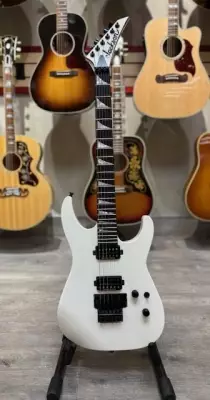 Jackson Guitars - MJ Series Soloist SL2 2