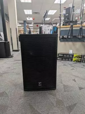 Yorkville Sound - EF15P