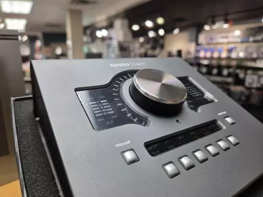Universal Audio - UA-APLTWQII 2