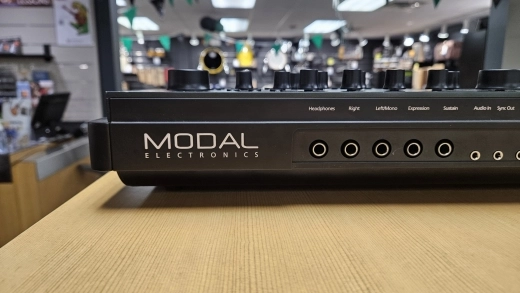 Modal Electronics - ARGON8 2
