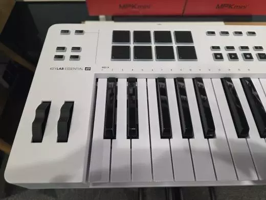 Arturia - KEYLABES49MK3-W 2