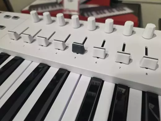 Arturia - KEYLABES49MK3-W 2