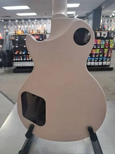 Gibson -Les Paul Modern Studio Worn White 2