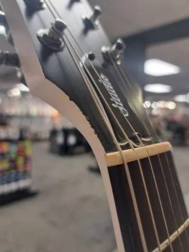 Gibson -Les Paul Modern Studio Worn White 2