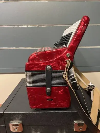 Weltmeister Perle 48 Bass Piano Accordion 2