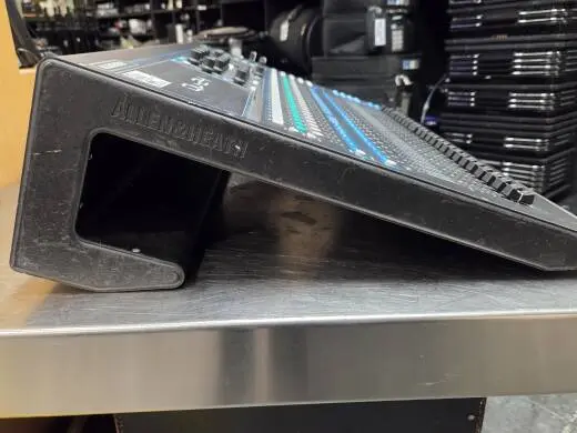 Allen & Heath - QU-24 2