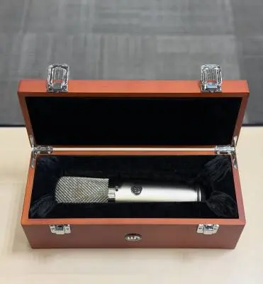 Warm Audio - WA-67 2