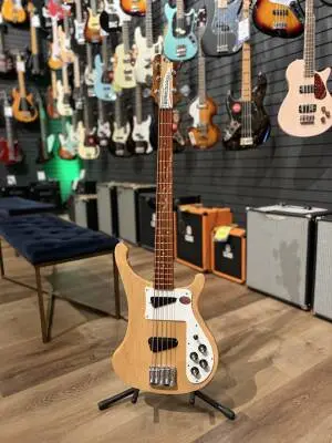 Rickenbacker 5 String Mapleglo 2