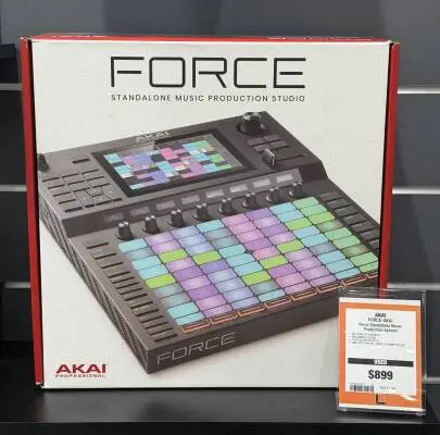 Akai - FORCE-AKAI