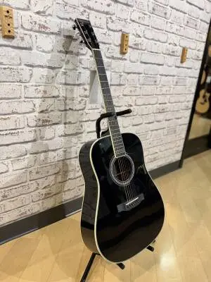 Martin Guitars - D-35 JC 2