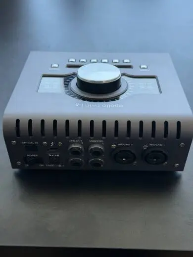 Universal Audio - UA-APLTWXQ 2
