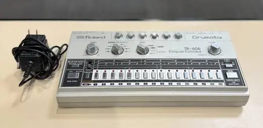Roland TR-606
