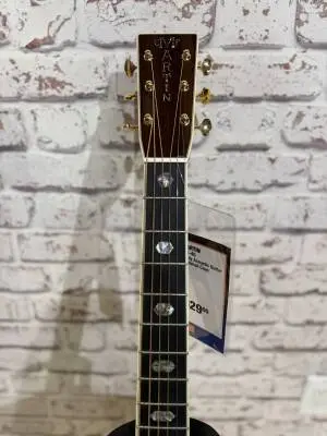 Martin Guitars - J-40 2
