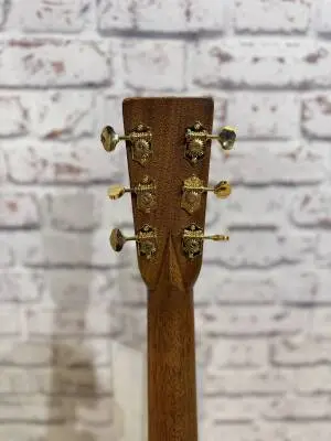 Martin Guitars - J-40 2