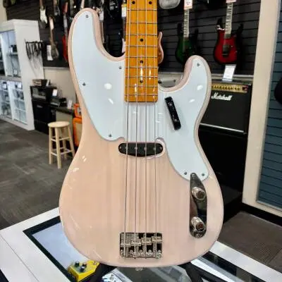 Squier - 037-4500-501 2