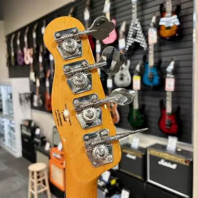 Squier - 037-4500-501 2