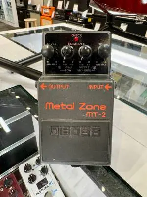BOSS - MT-2