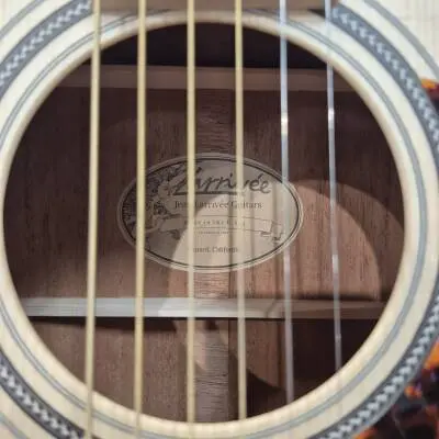 Larrivee D-03 Maple Leaf Limited Edition 2