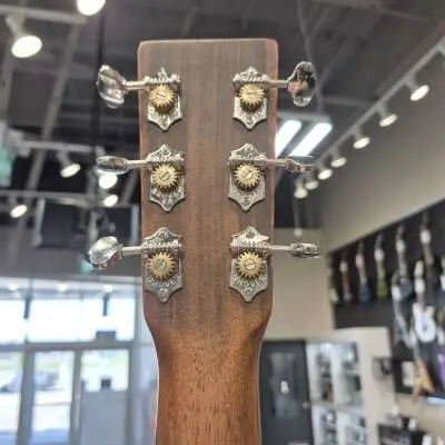 Martin Guitars - D-16E BURST 2