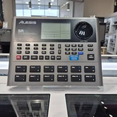 Alesis - SR-18 2