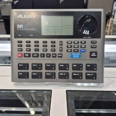 Alesis - SR-18 2