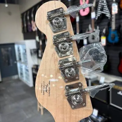 Squier - 037-7105-546 2