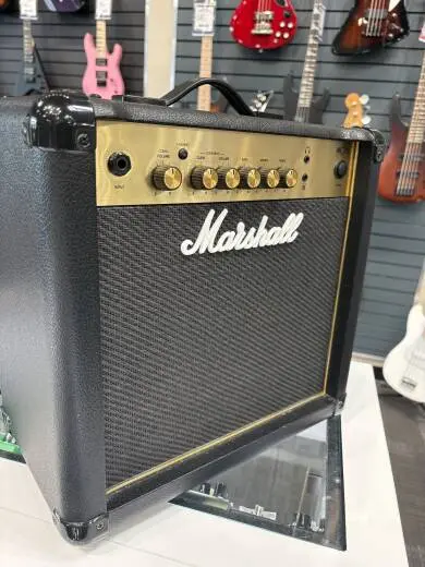 Marshall - MG15G 2