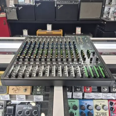 Mackie - PROFX16 V3