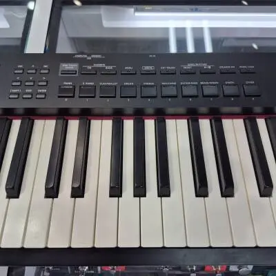 Roland - RD-88 2
